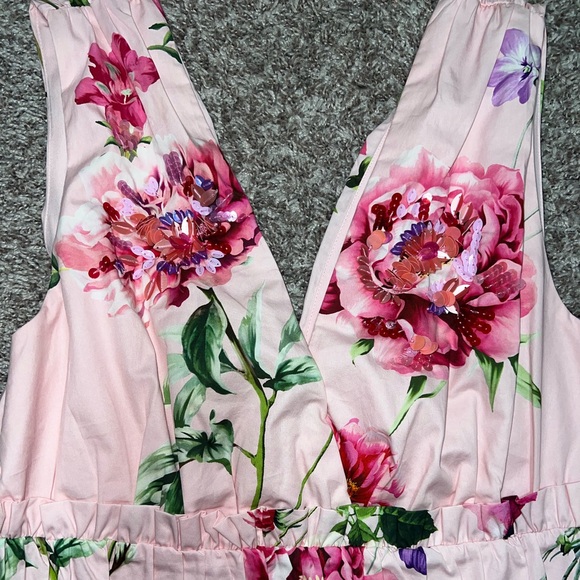 EUC Express Embellished Floral Romper - Picture 7 of 8